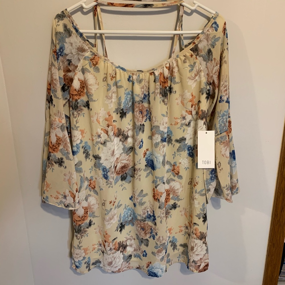 NWT Tobi Floral Blouse